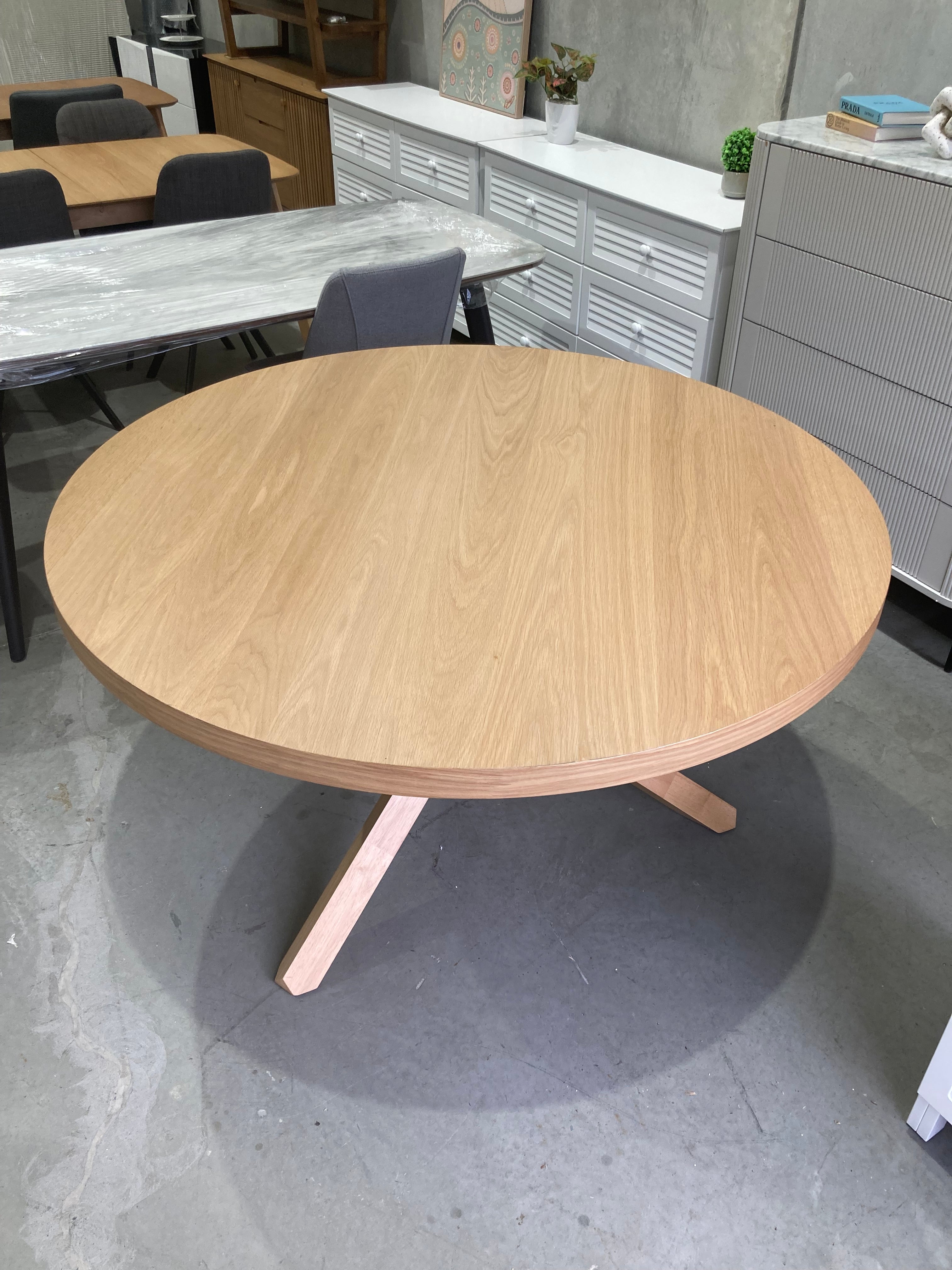 ASSA Large Natural Timber Color Round Dining Table