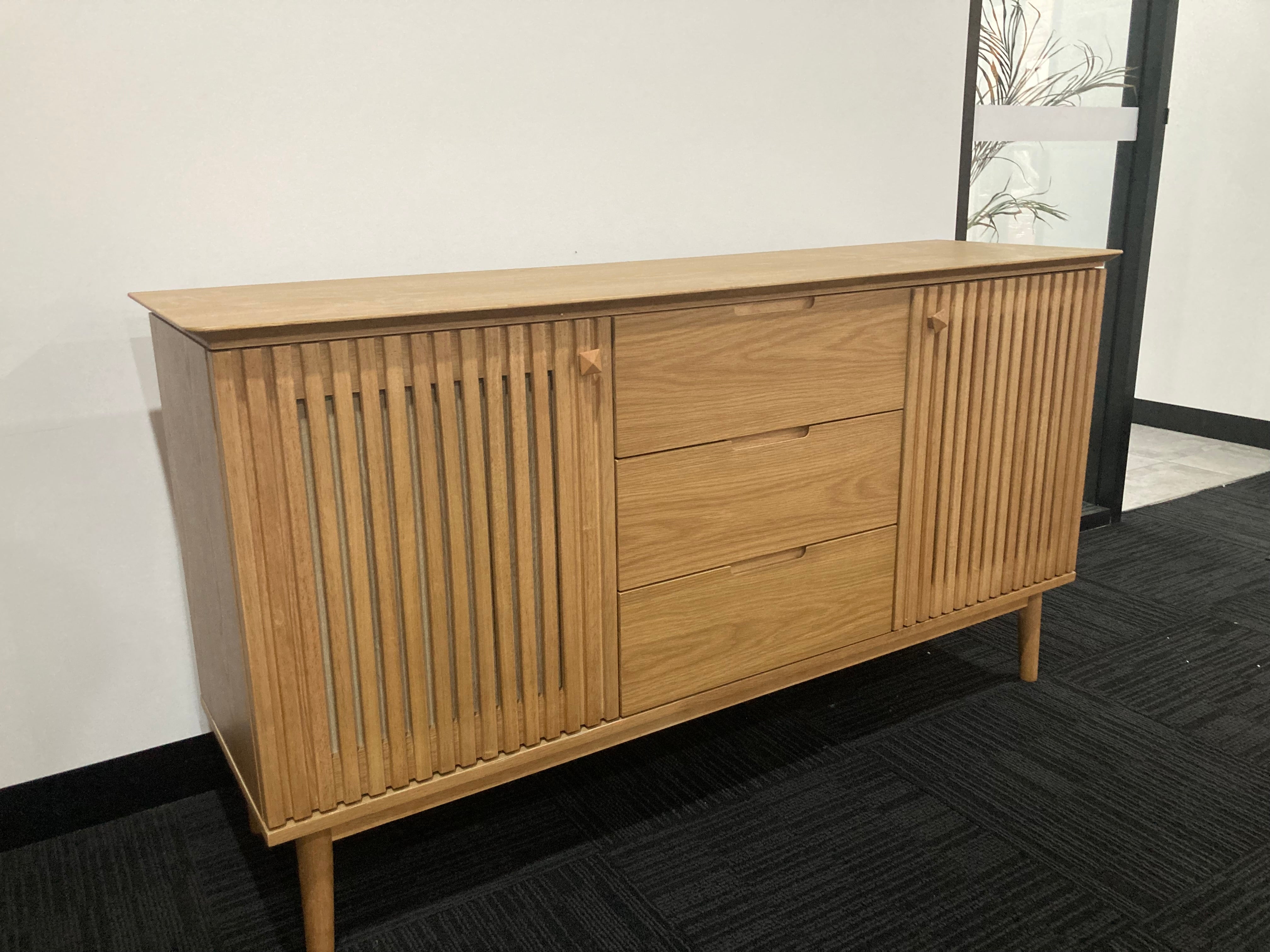 ASSA Light Timber Color Buffet